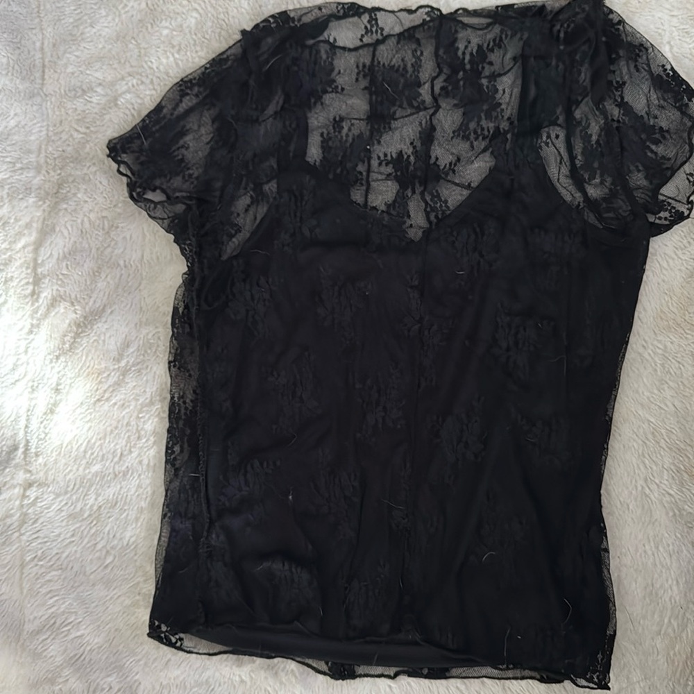 Medium black lace shirt
